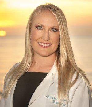 Dr. Amanda Lloyd is excited to meet you as her next new patient